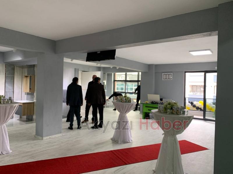 Yılların tecrübesi Pelen İnşaat yapı market yeni yerinde işine boyut kazandırdı