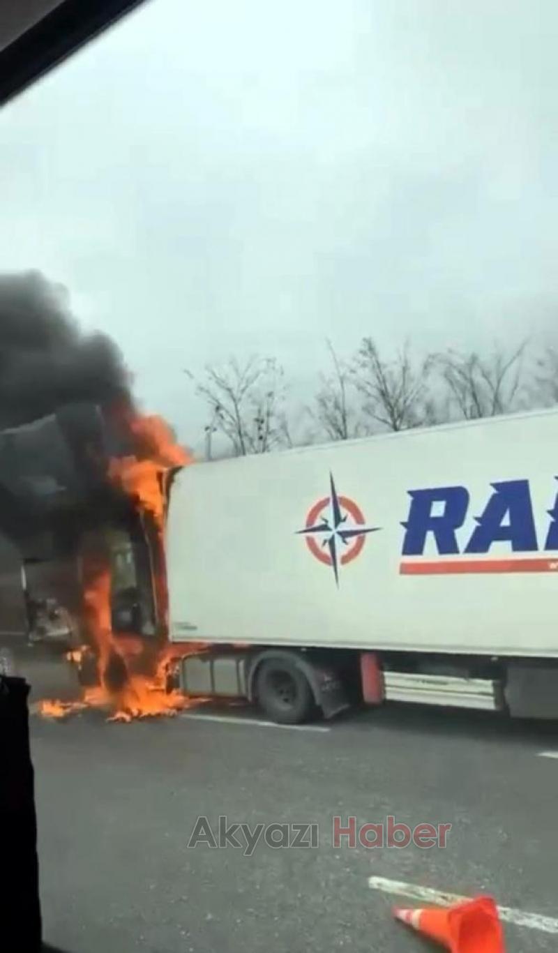 Otoyolda tırın kupası alev topuna döndü