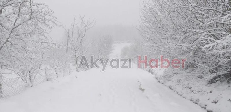 Sakarya’nın yüksek kesimleri beyaza büründü