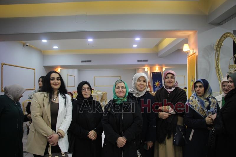 AK Parti Akyazı Teşkilatı iftarda bir araya geldi