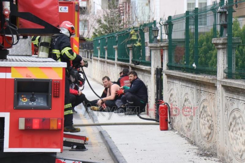 Alevlerin arasında kalan itfaiyeci öldü, arkadaşları gözyaşlarına boğuldu