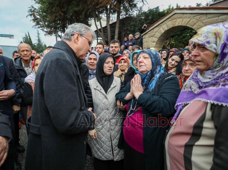 Yangına müdahalede hayatını kaybeden genç itfaiyeciye acı veda