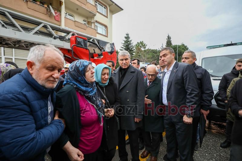 Yangına müdahalede hayatını kaybeden genç itfaiyeciye acı veda