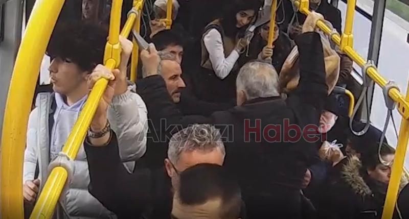 Otobüs şoförü, kalp krizi geçiren yolcuyu hastaneye yetiştirdi