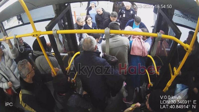 Otobüs şoförü, kalp krizi geçiren yolcuyu hastaneye yetiştirdi
