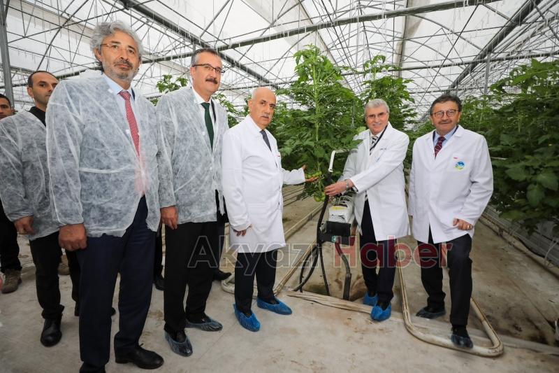 Yüce anlattı Bakan Kirişçi tam not verdi