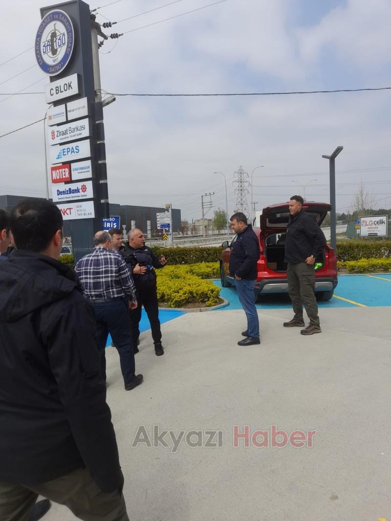 Bakan Varank makam aracı Togg'u Sakarya'da şarj etti