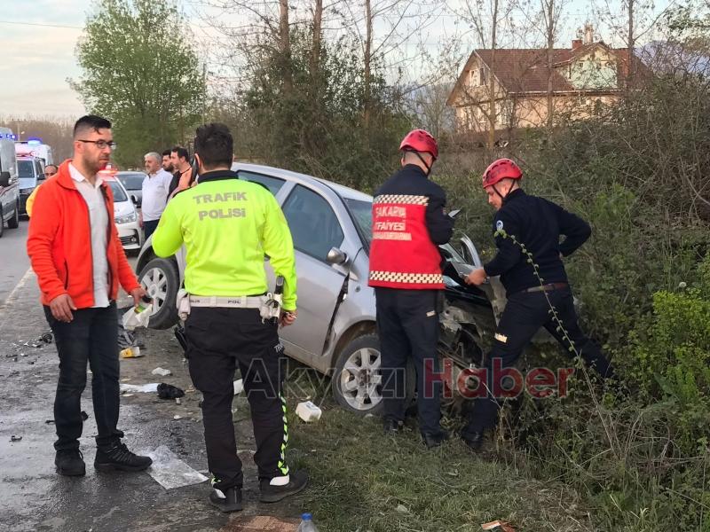 Kafa kafaya çarpıştılar 3'ü çocuk 6 yaralı