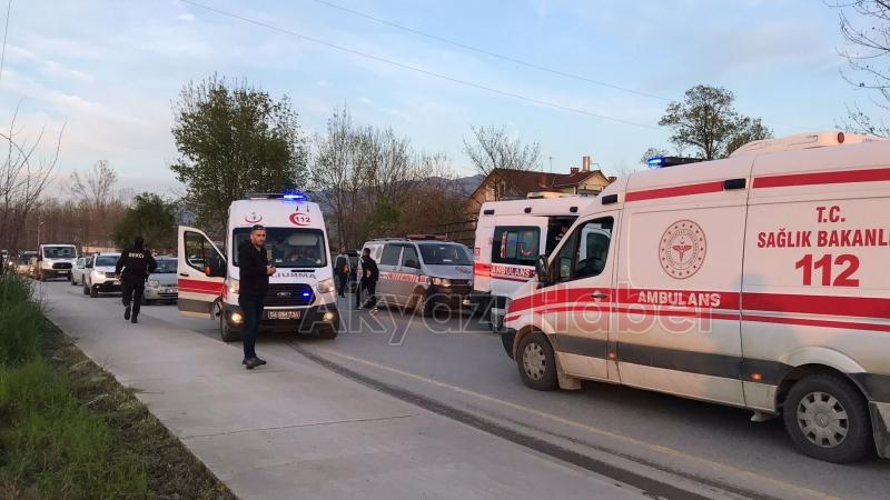 Kafa kafaya çarpıştılar 3'ü çocuk 6 yaralı