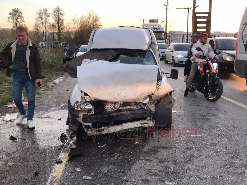 Kafa kafaya çarpıştılar 3'ü çocuk 6 yaralı