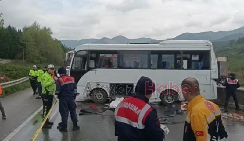 Feci kaza: 2 ölü, 8 yaralı