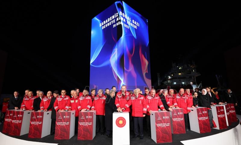 Cumhurbaşkanı Erdoğan'dan doğalgaz müjdesi