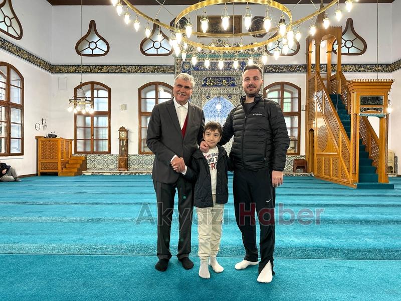 Başkan Yüce vatandaşlarla bayramlaştı