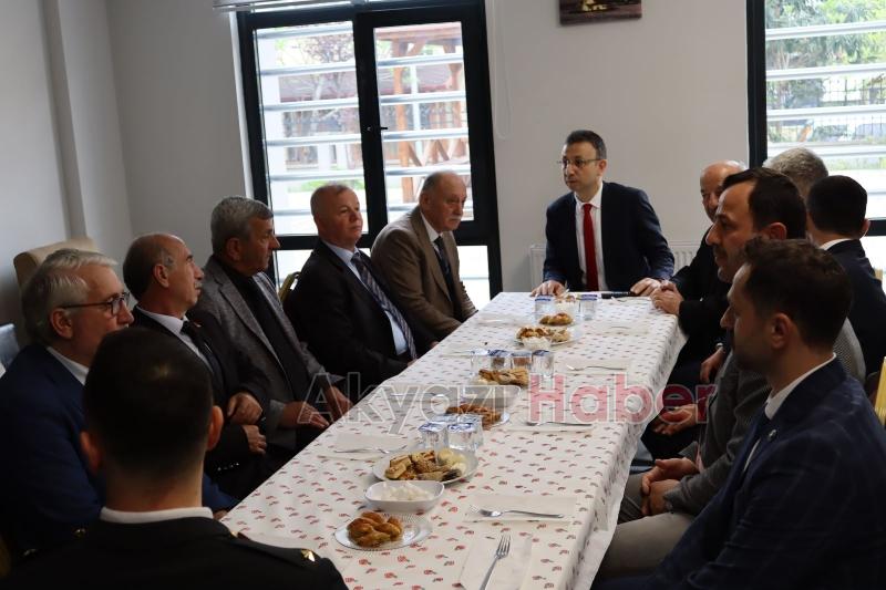 Akyazı'da bayramlaşma programı