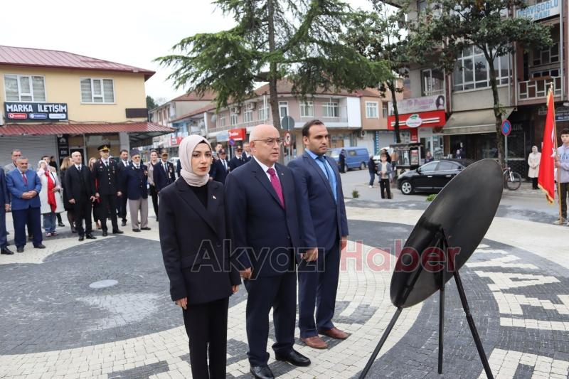 Akyazı'da 23 Nisan törenle kutlandı