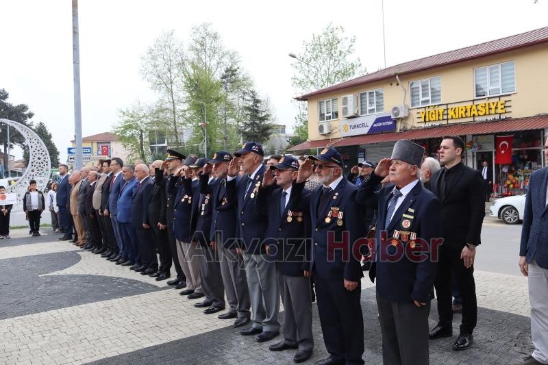 Akyazı'da 23 Nisan törenle kutlandı