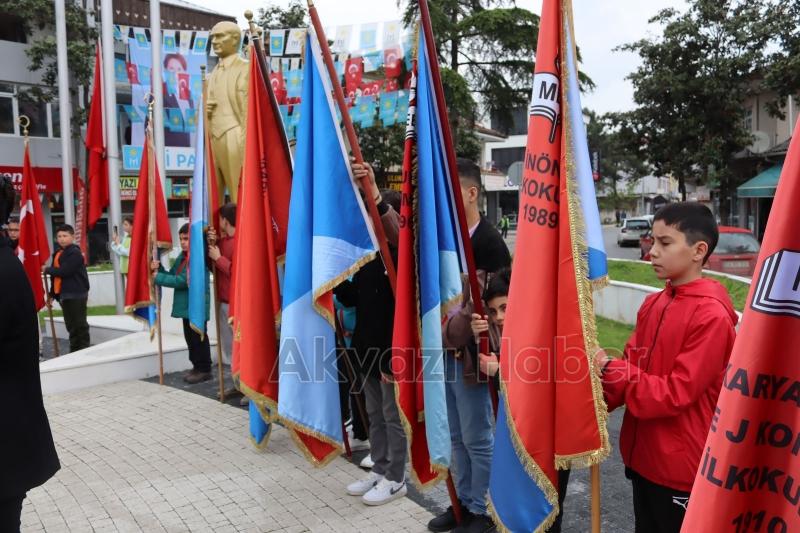 Akyazı'da 23 Nisan törenle kutlandı