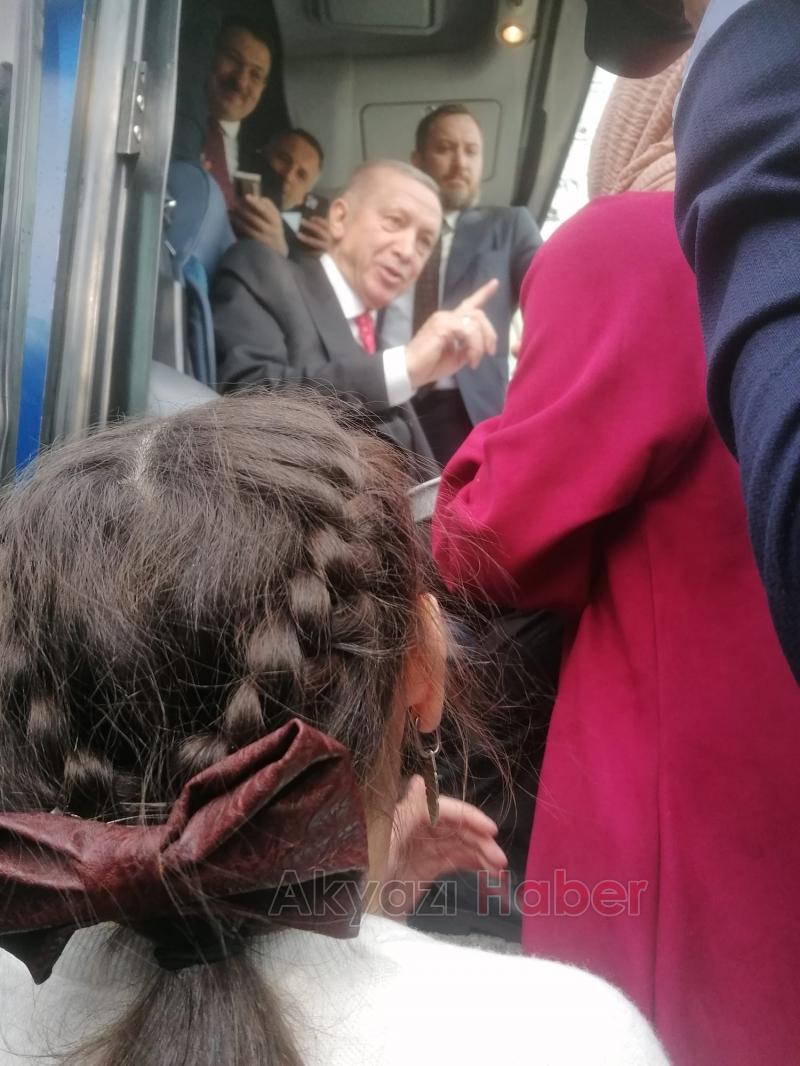 Recep Tayyip Erdoğan a Akyazı da Yoğun ilgi 