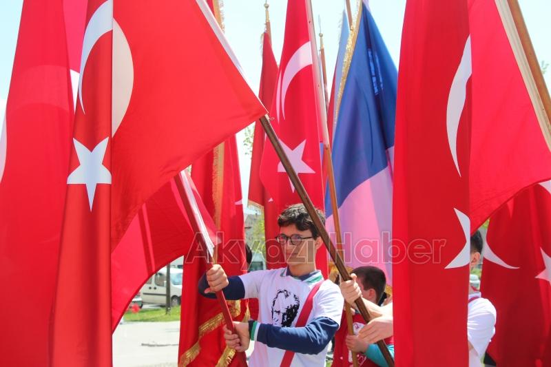 Akyazı'da 23 Nisan coşkuyla kutlandı