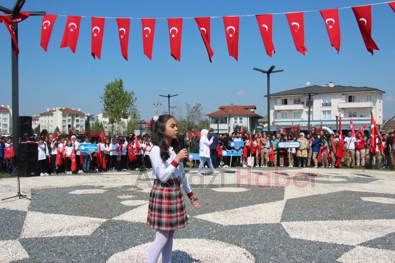 Akyazı'da 23 Nisan coşkuyla kutlandı