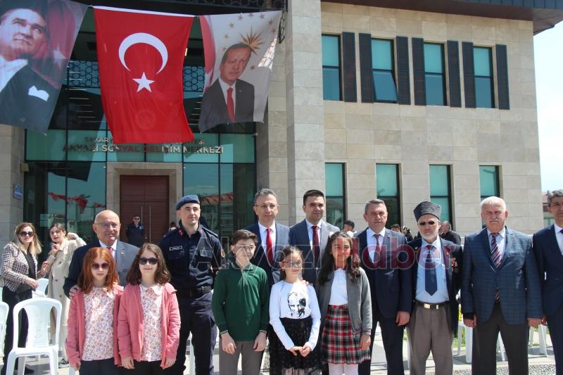 Akyazı'da 23 Nisan coşkuyla kutlandı