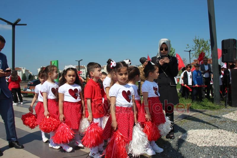 Akyazı'da 23 Nisan coşkuyla kutlandı