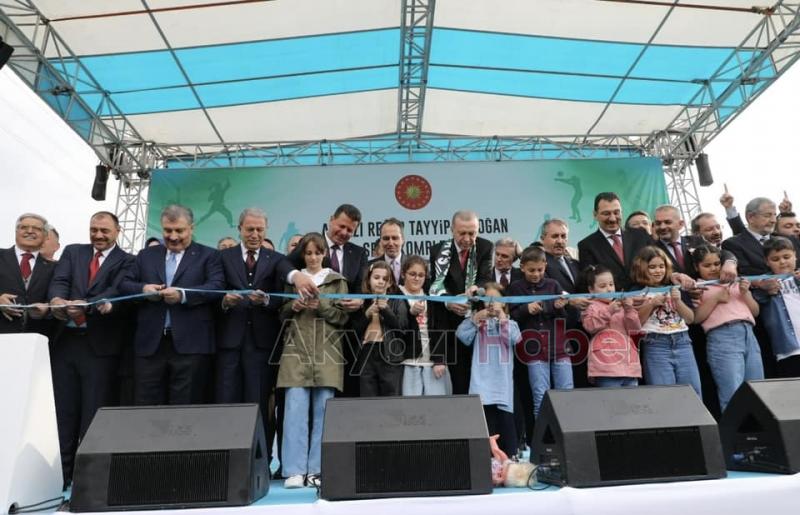  Mesut Ekrem coşkulu karşılama için teşekkür etti