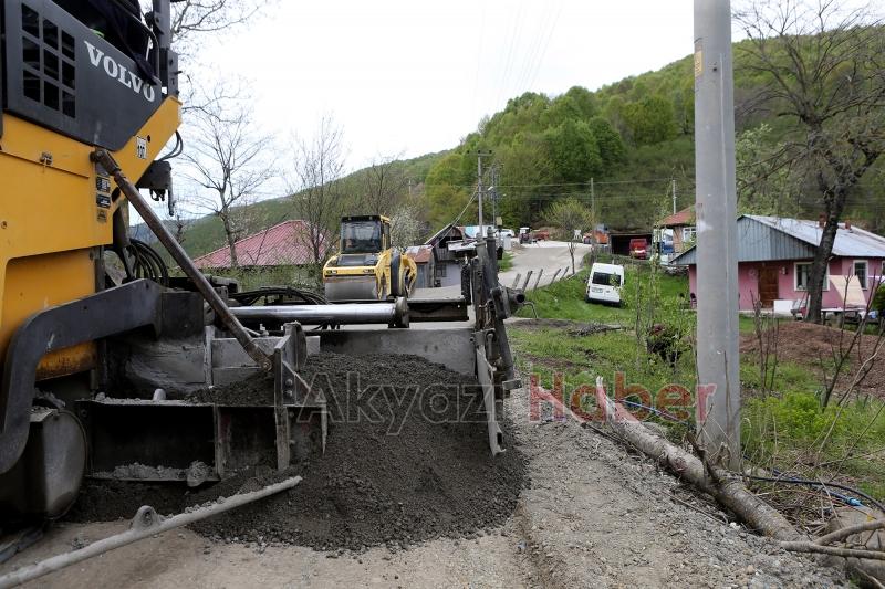 Büyükşehir Akyazı'da beton yolları tamamladı