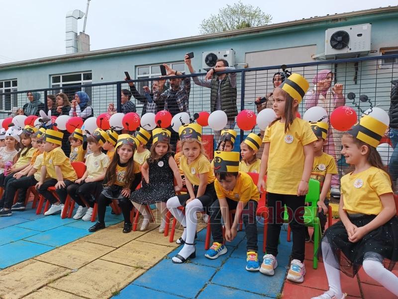 Akyazı Cumhuriyet Anaokulu'nda 23 Nisan kutlandı