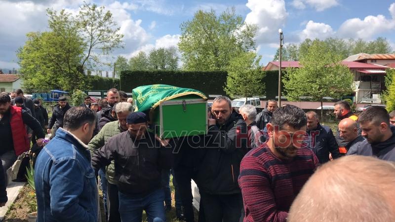 Kazada ölen 2 kişi toprağa verildi