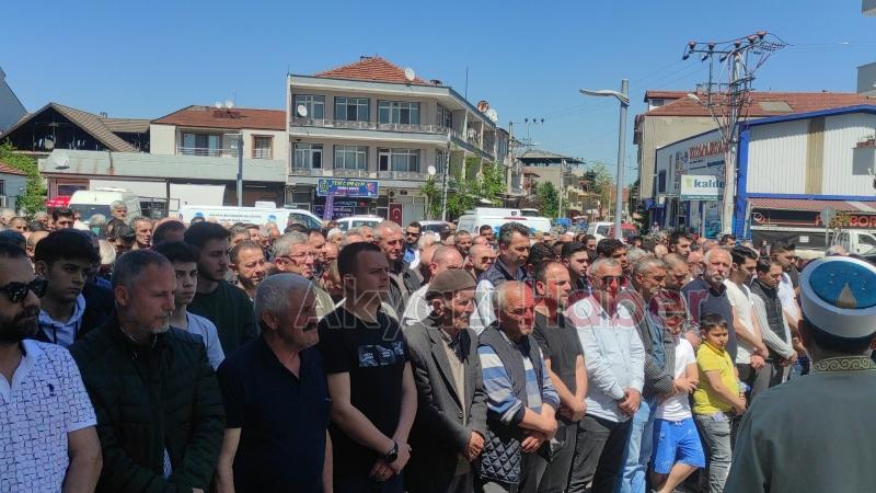 Resmiye Özen toprağa verildi