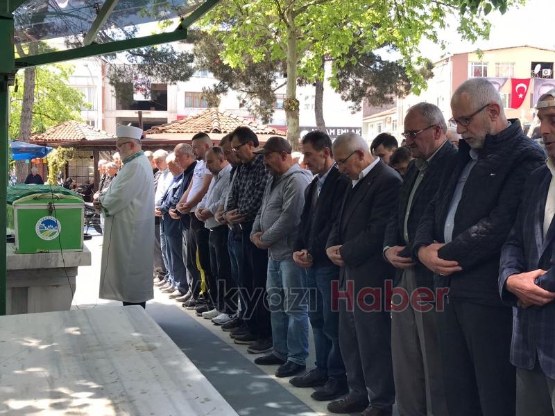 Hastane dönüşü eşi tarafından ölü bulundu