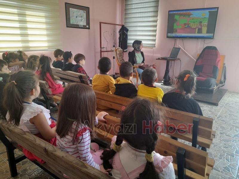 İlkokul öğrencilerine trafik eğitimi