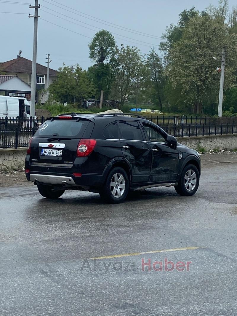 Akyazı'da cip ile çarpışan motosikletli yaralandı