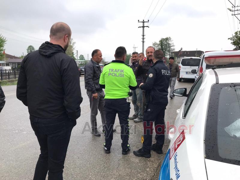 Akyazı'da cip ile çarpışan motosikletli yaralandı