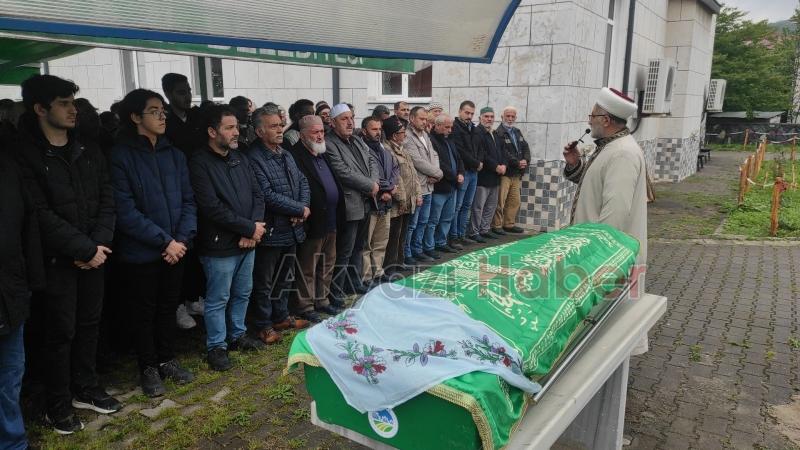 Şaziye Denizhan Son Yolculuğuna Uğurlandı