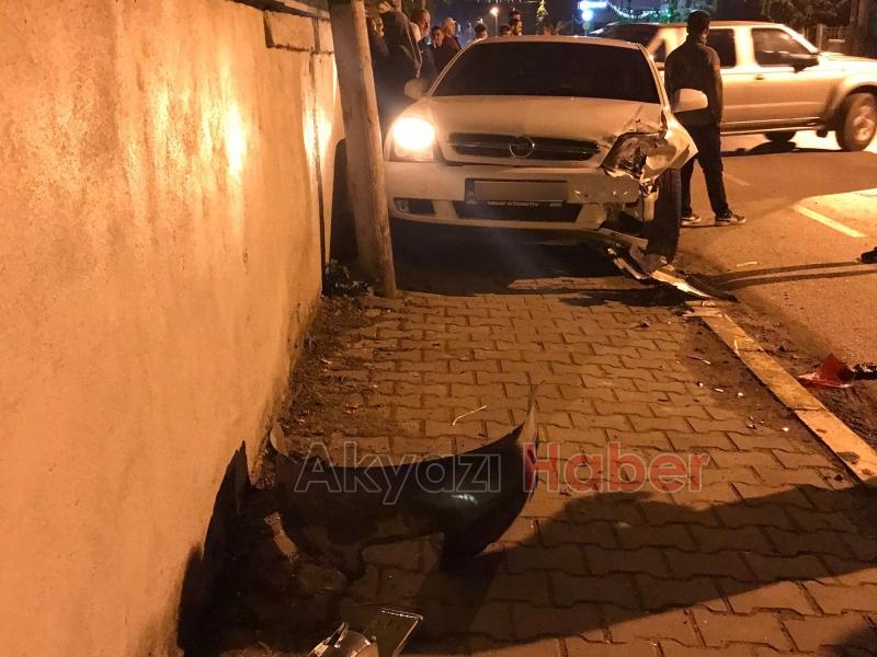 Şehit Furkan Çelik Caddesi'nde maddi hasarlı kaza