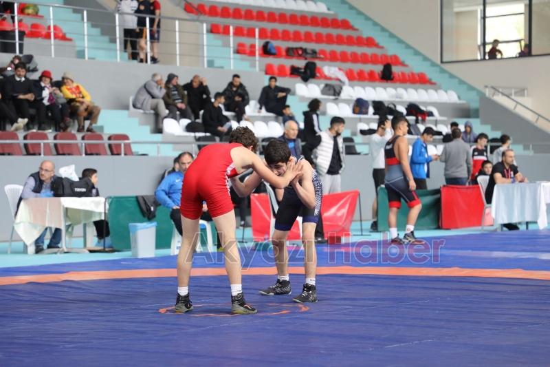 Recep Tayyip Erdoğan Spor Kompleksi'nde ilk müsabaka