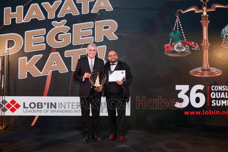 Başkan Yüce'ye ödül