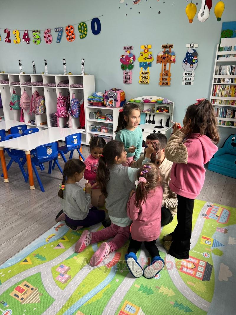 Akyazı Gençlik Derneği Çoçuklarla buluştu.