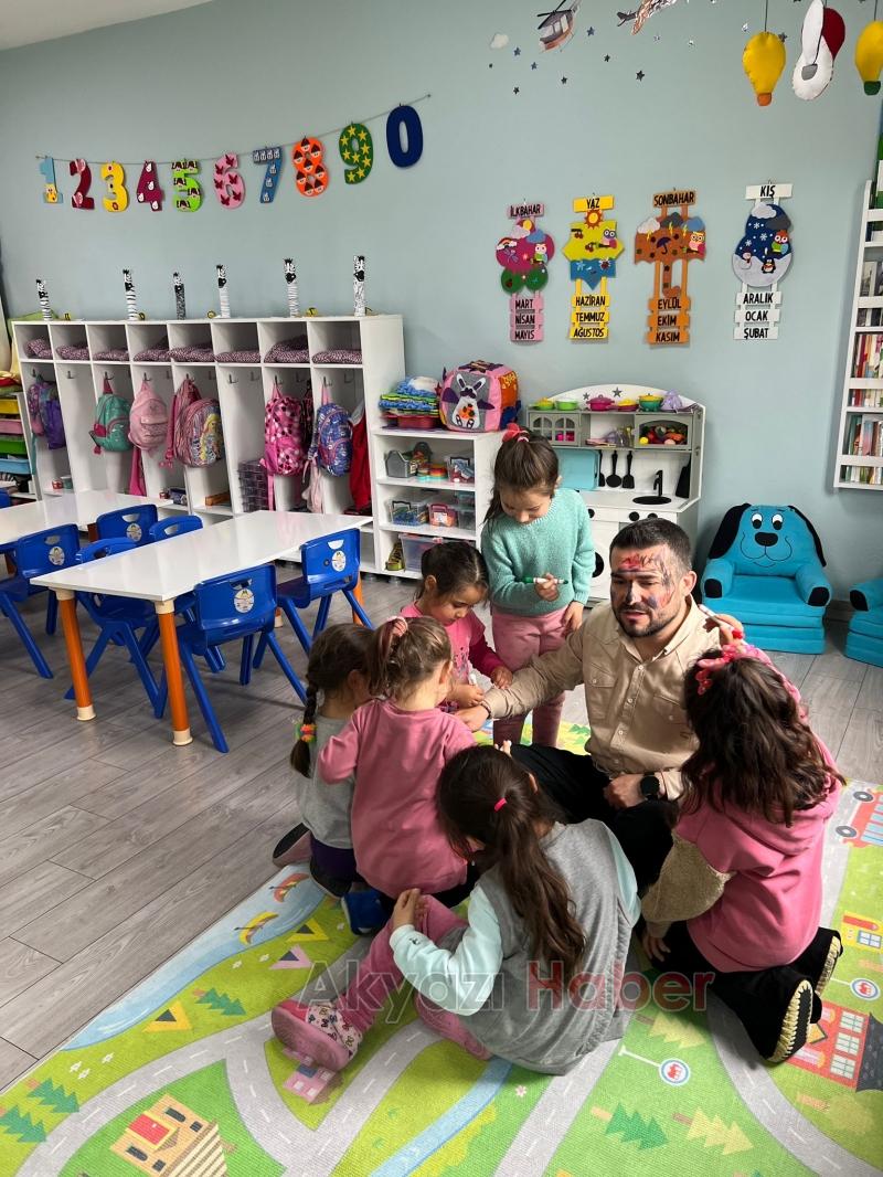 Akyazı Gençlik Derneği Çoçuklarla buluştu.