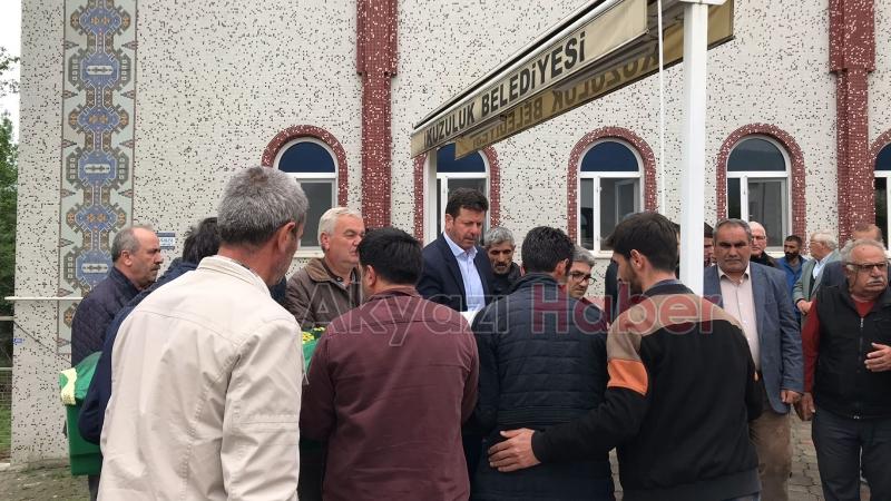 Soma'da madende öldü, Akyazı'da toprağa verildi