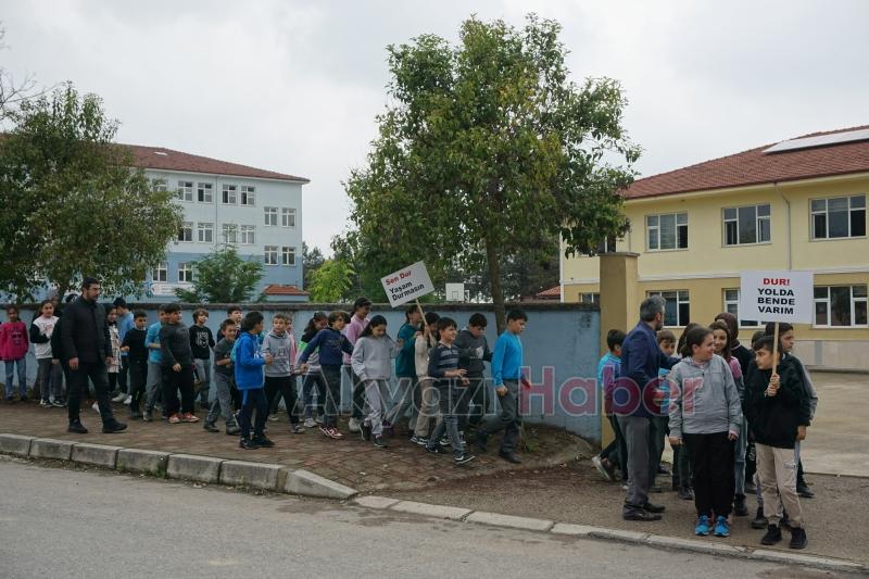 Karapürçek'te trafik haftası kapsamında etkinlik gerçekleştirildi