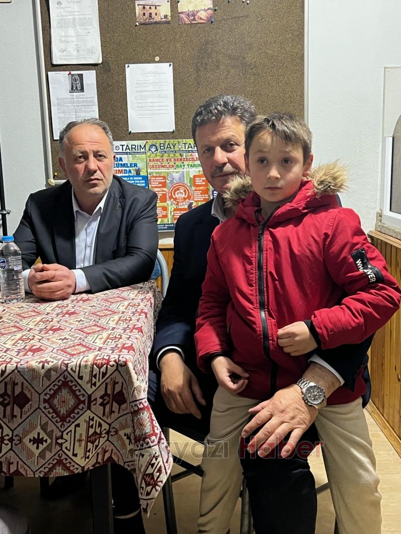 Ertuğrul Kocacık seçim çalışmasını 4 mahallede sürdürdü