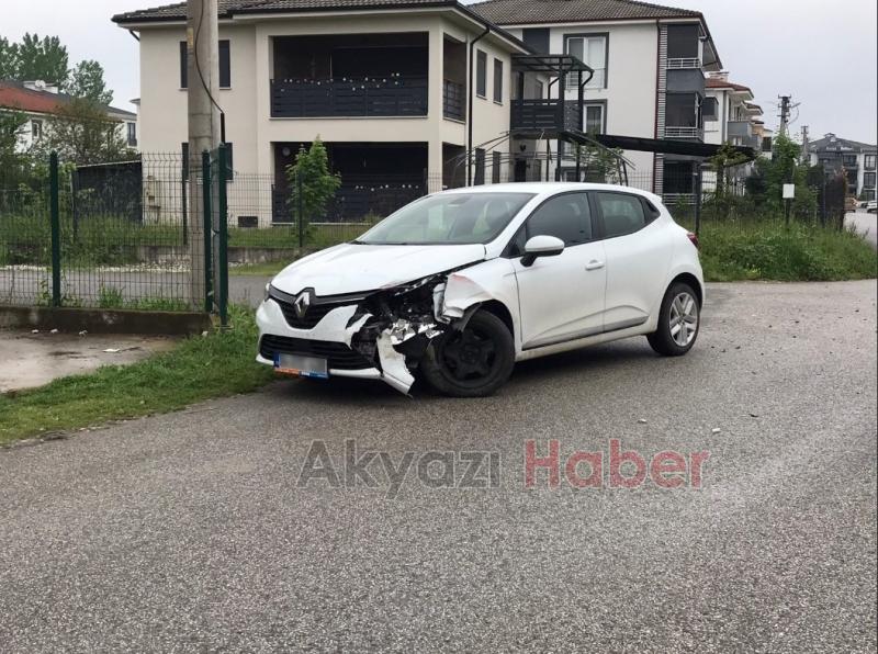 Fatih Mahallesi'nde maddi hasarlı kaza 