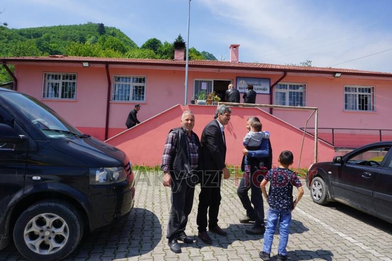 Akyazı sandık başında