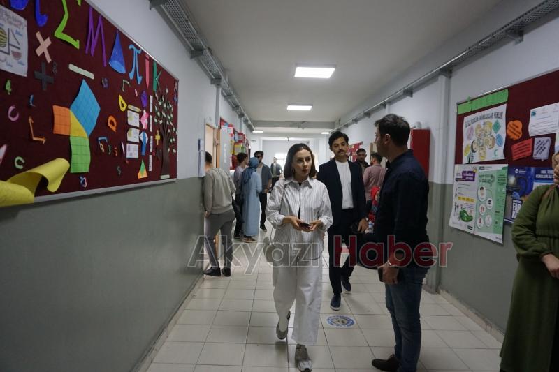 Karapürçek Kaymakamı Şıktaş, oyunu kullandı