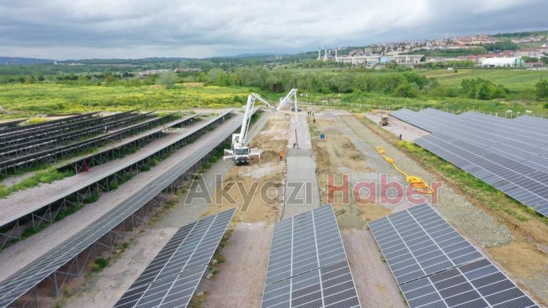 Büyükşehirin projesinde son paneller kuruluyor