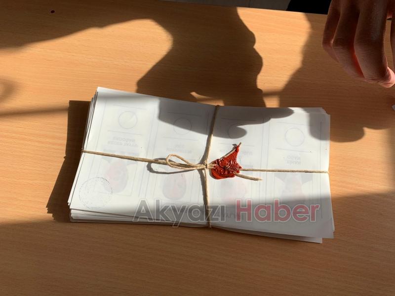 Sandıklar açıldı, oy sayımına geçildi