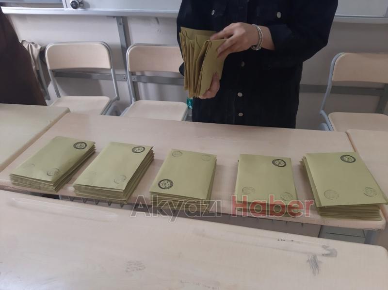 Sandıklar açıldı, oy sayımına geçildi